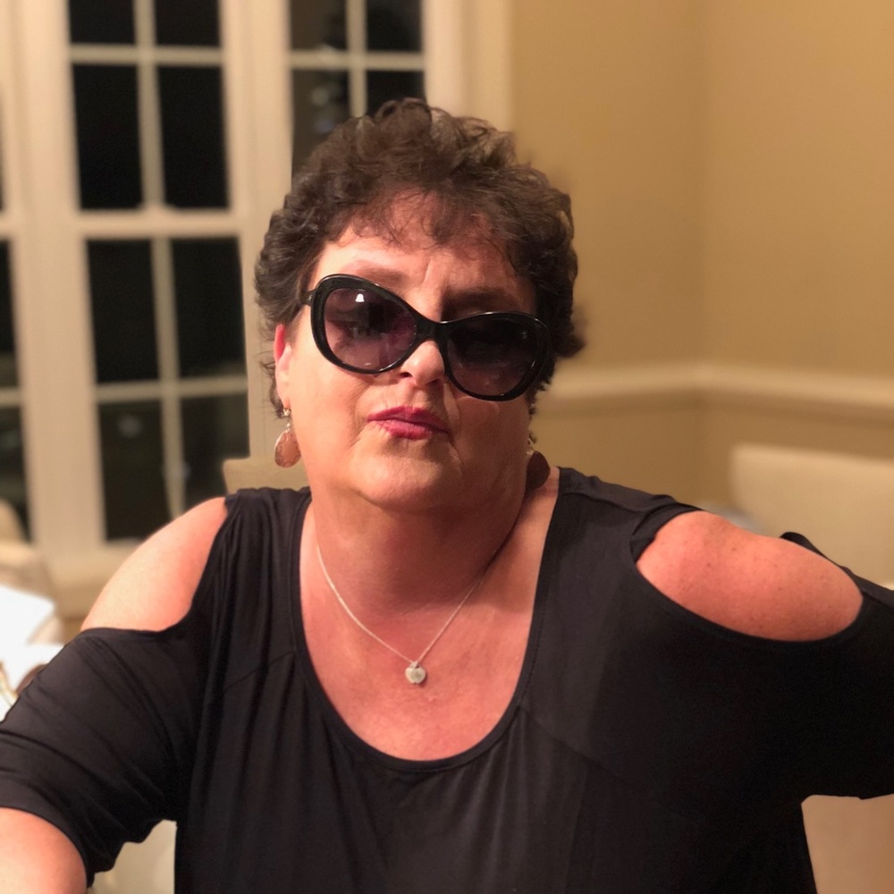 Meet your Posher, Gretia